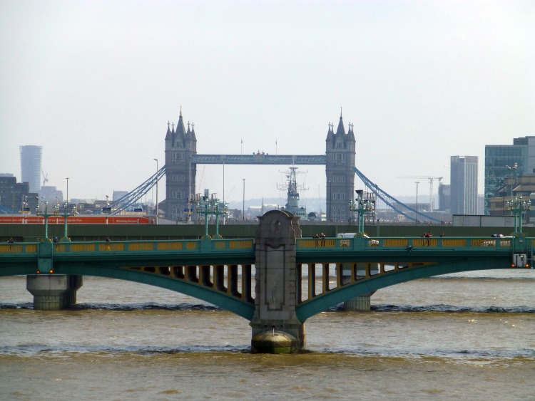 Blick auf die Tower Bridge